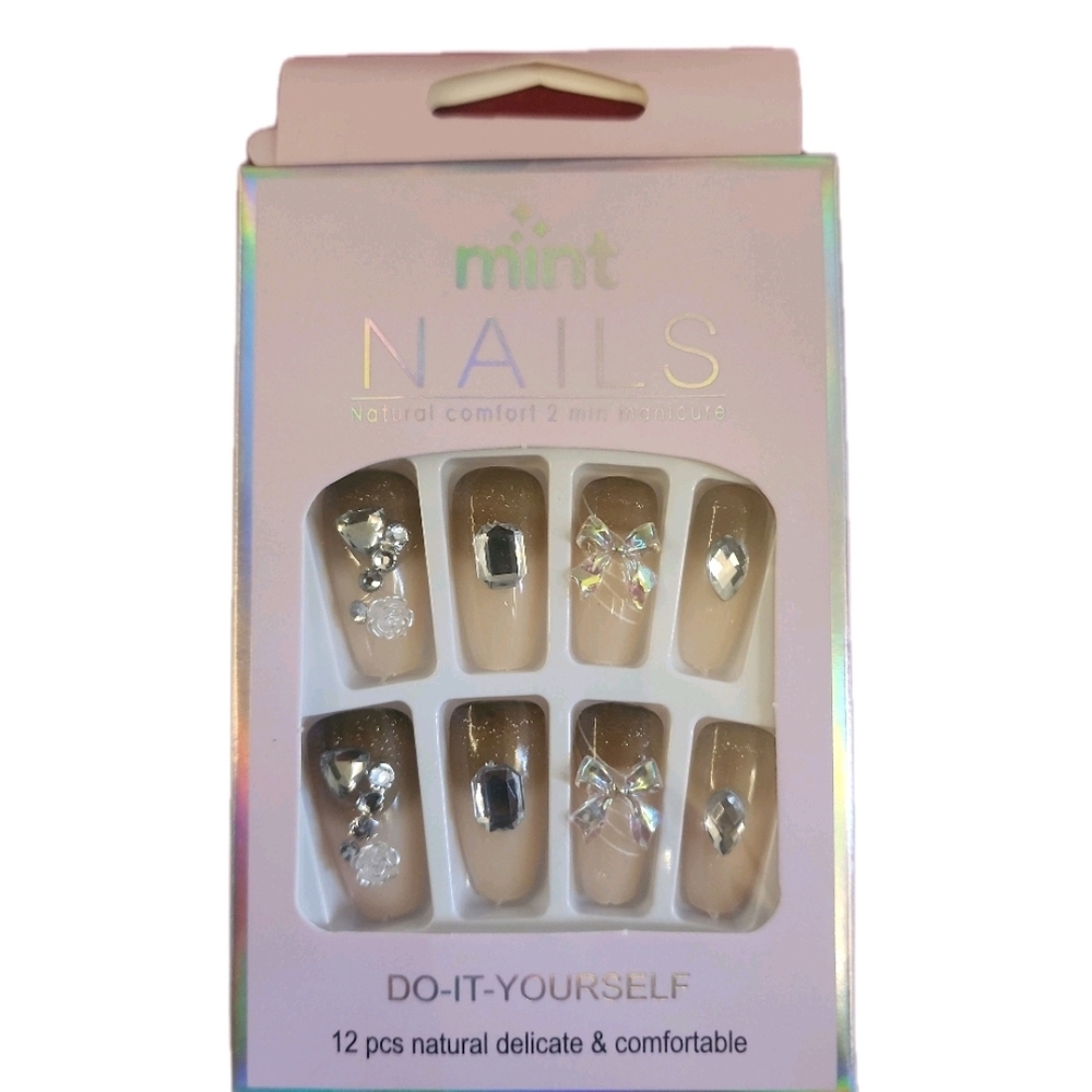 Mint  Nail Set with Rhinestones